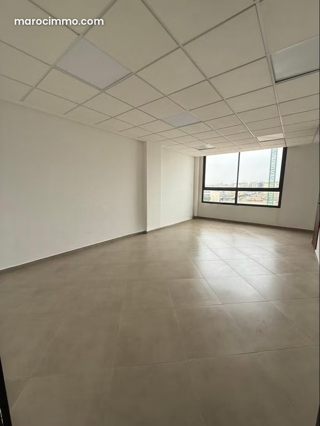 Bureaux à vendre et à louer – bd Mly ismail à Casablanca — 2
