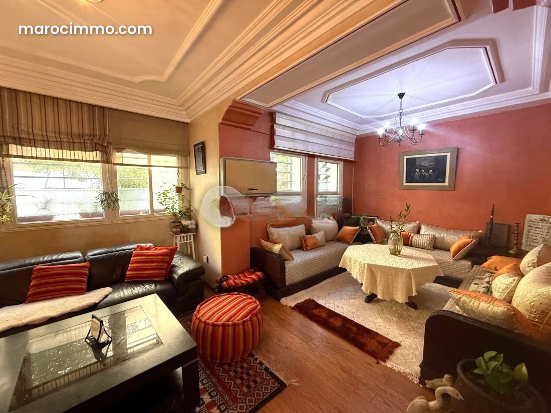 90 m² Apartment with Garage in Oulfa, Casablanca — Casablanca