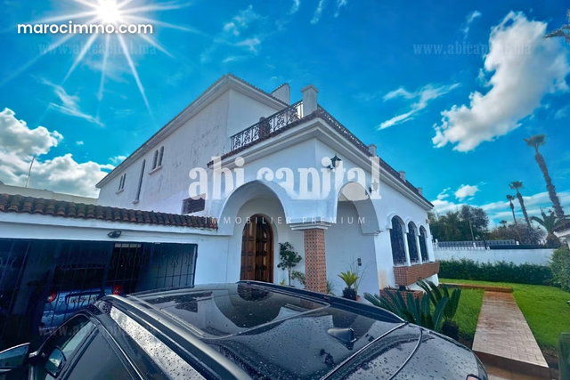 Villa à rénover en vente à Hay Riad – 741 m² terrain, vocation bureau / habitation — 2