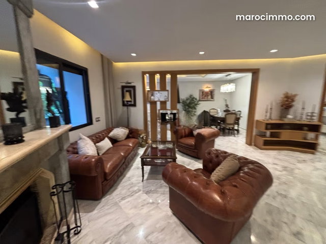 Superbe appartement à louer à Racine. Superficie 260 m². Meublé — 4
