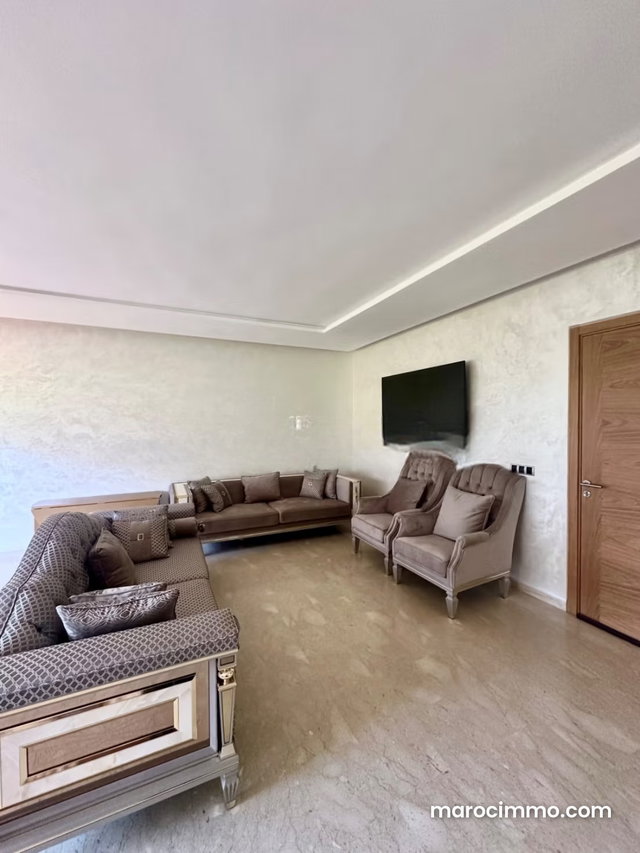 Appartement Haut de Gamme de 188 m² à Vendre — 2