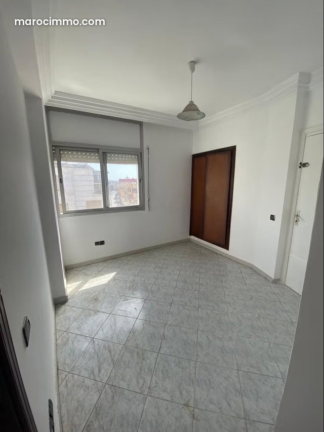 Apparemment à vendre résidence Oum hani — 2