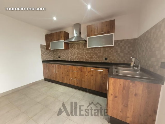 Appartement vide à louer Rési Palmerie bouskoura — 2