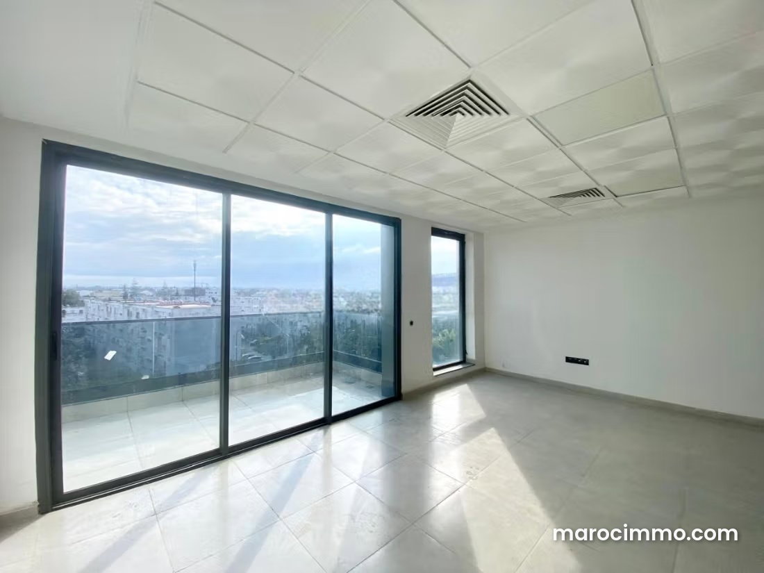 52 sqm office with terraces for rent in Riviera, Casablanca — Casablanca
