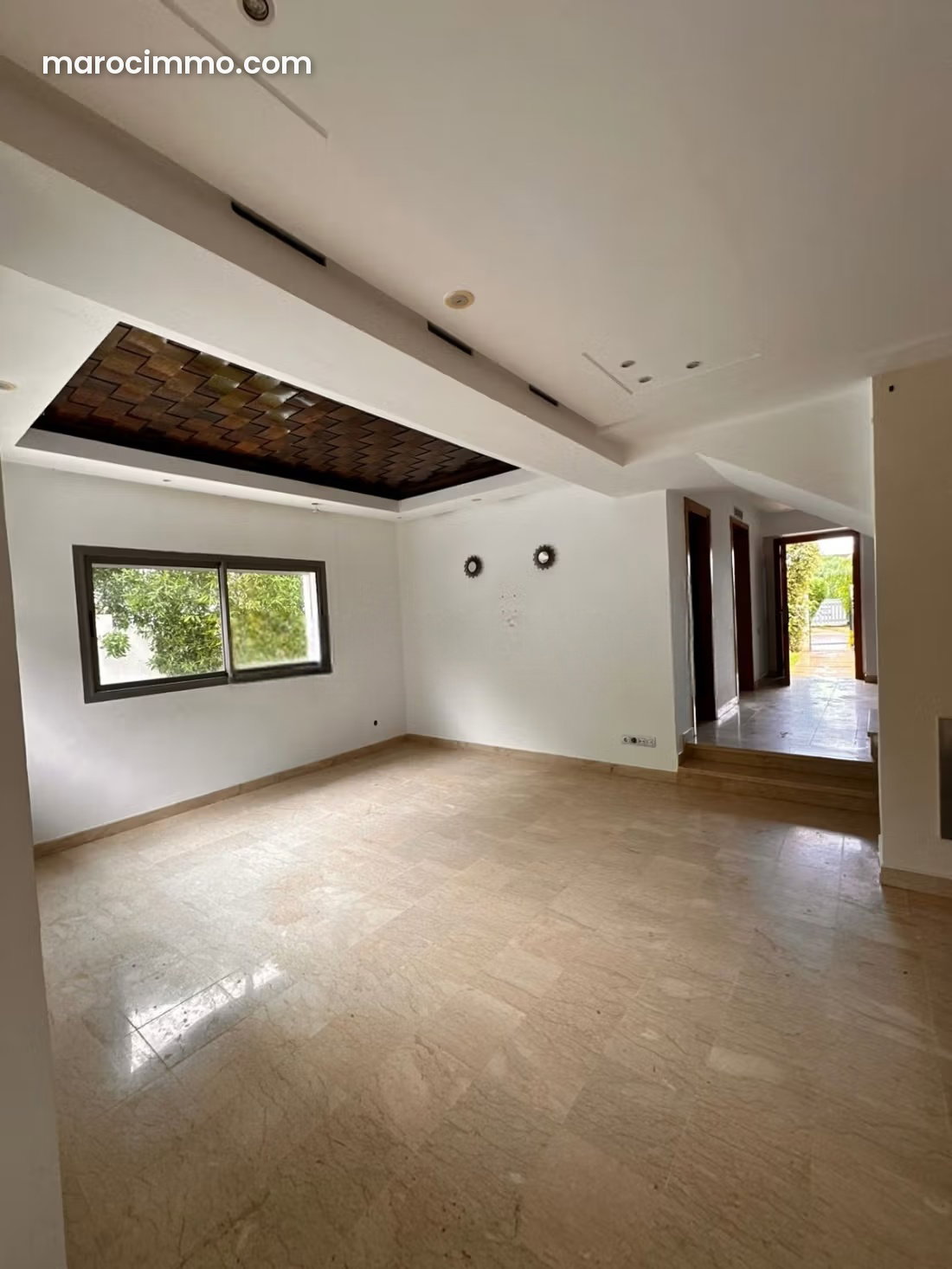 244 m² Villa with Swimming Pool in Dar Bouazza, Luxury Living — Dar Bouazza