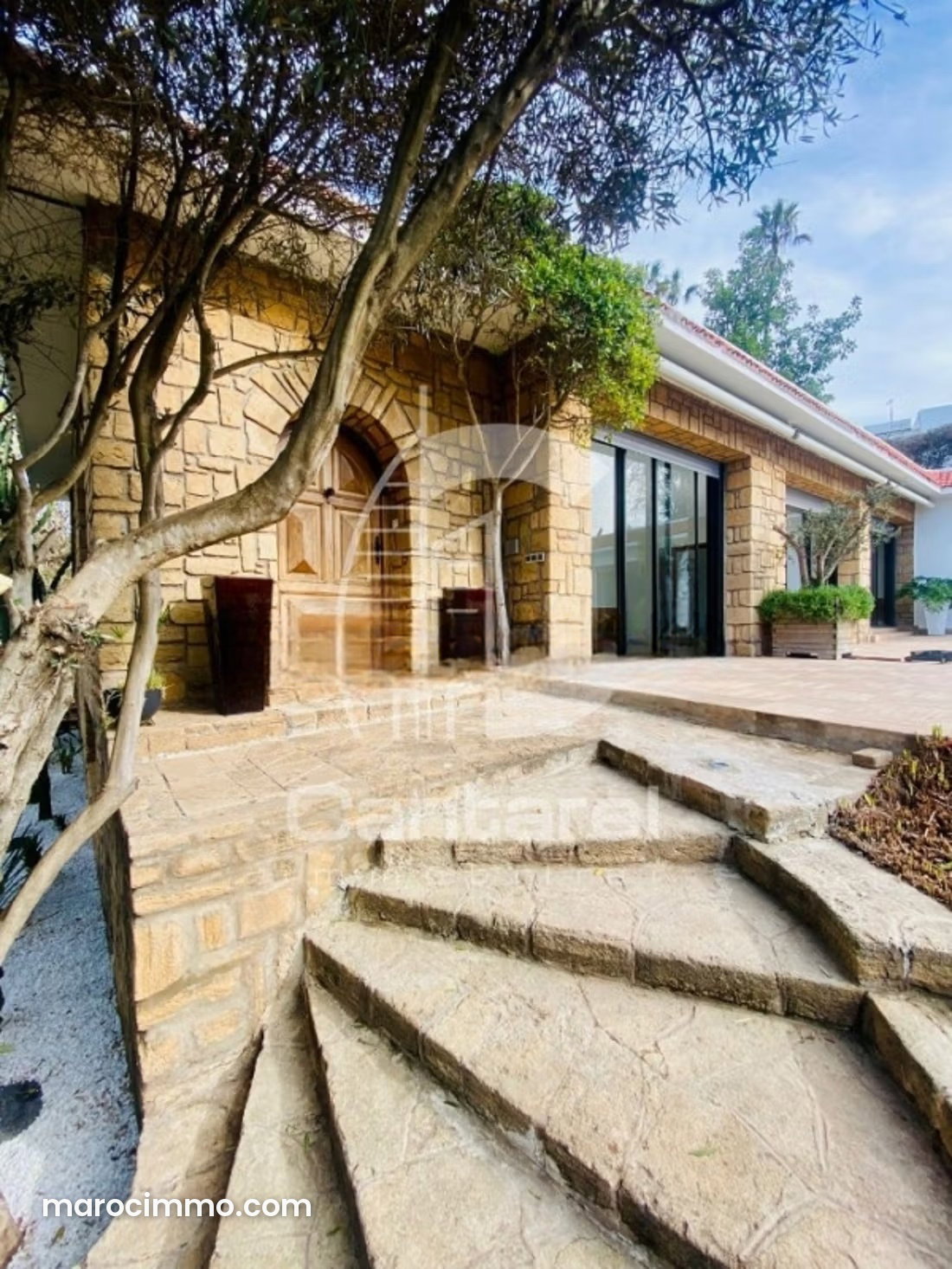 1,000 m² House with Pool and Garden, Anfa, Casablanca — Casablanca