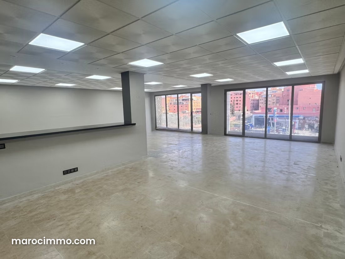 115 sqm office for rent on Casablanca Road, Marrakech — Marrakesh