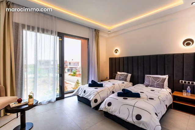 Maison de luxe à vendre à Route de l'Ourika. Superficie 283 m². Bien meublé — 5
