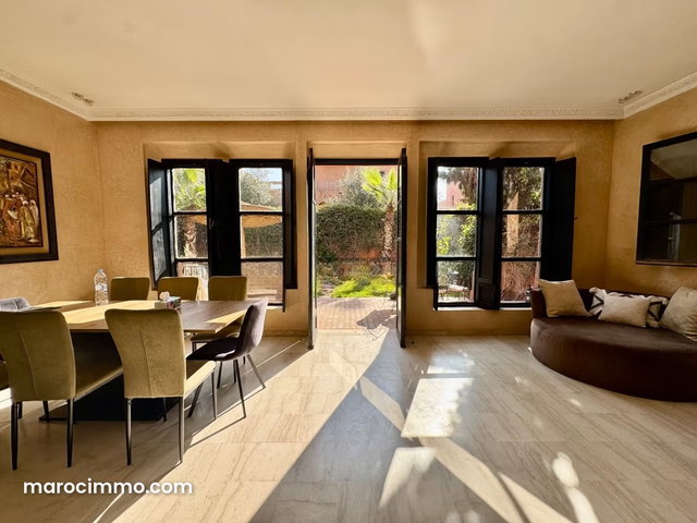 Dans résidence: Villa 4 chambres avec piscine — 3