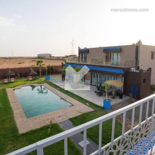 Villa à Vendre de 2685.0 m² à Marrakech, Palmeraie Extension — 2