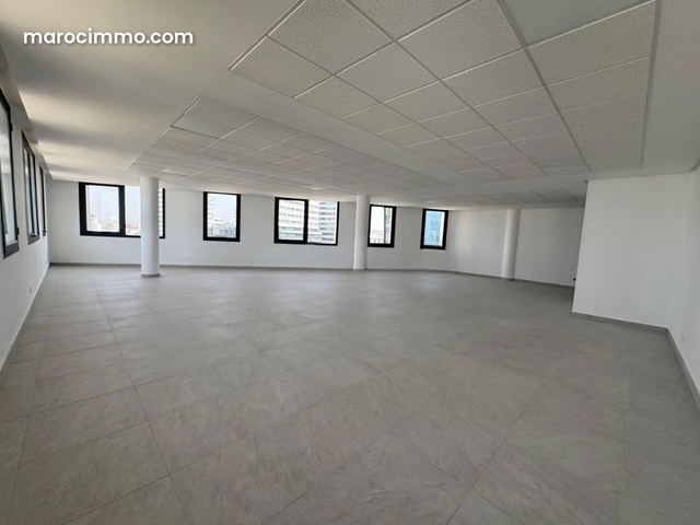 Bureau Prime Neuf 130 M² En Location Sur CFC — الدار البيضاء