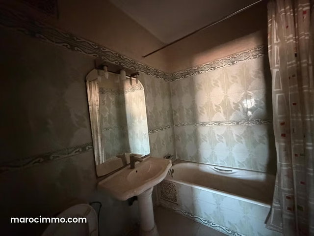 Appartement à rénover – Secteur Victor Hugo — 4