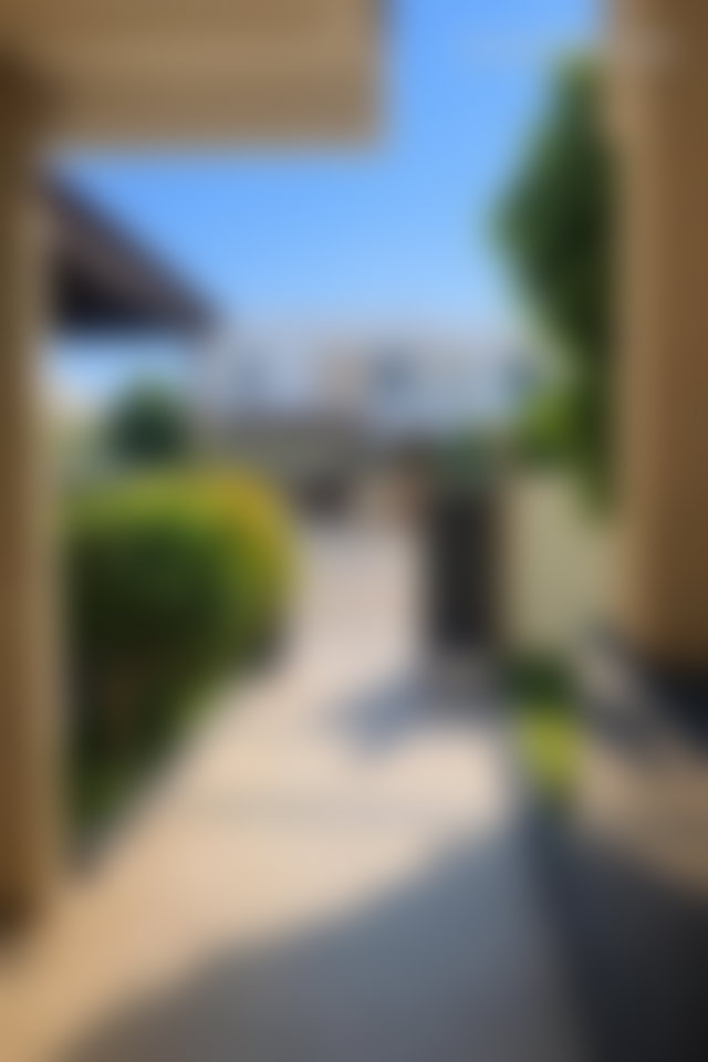 Villa 200 m² avec piscine et jardin, Bouskoura centre — 3