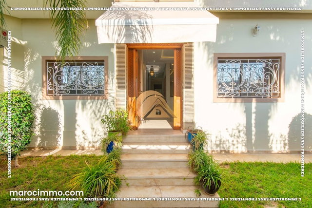 Villa vide à vendre à Les Portes de Marrakech, Marrakech — Piscine 8 x 4 m — 460 m² — 2