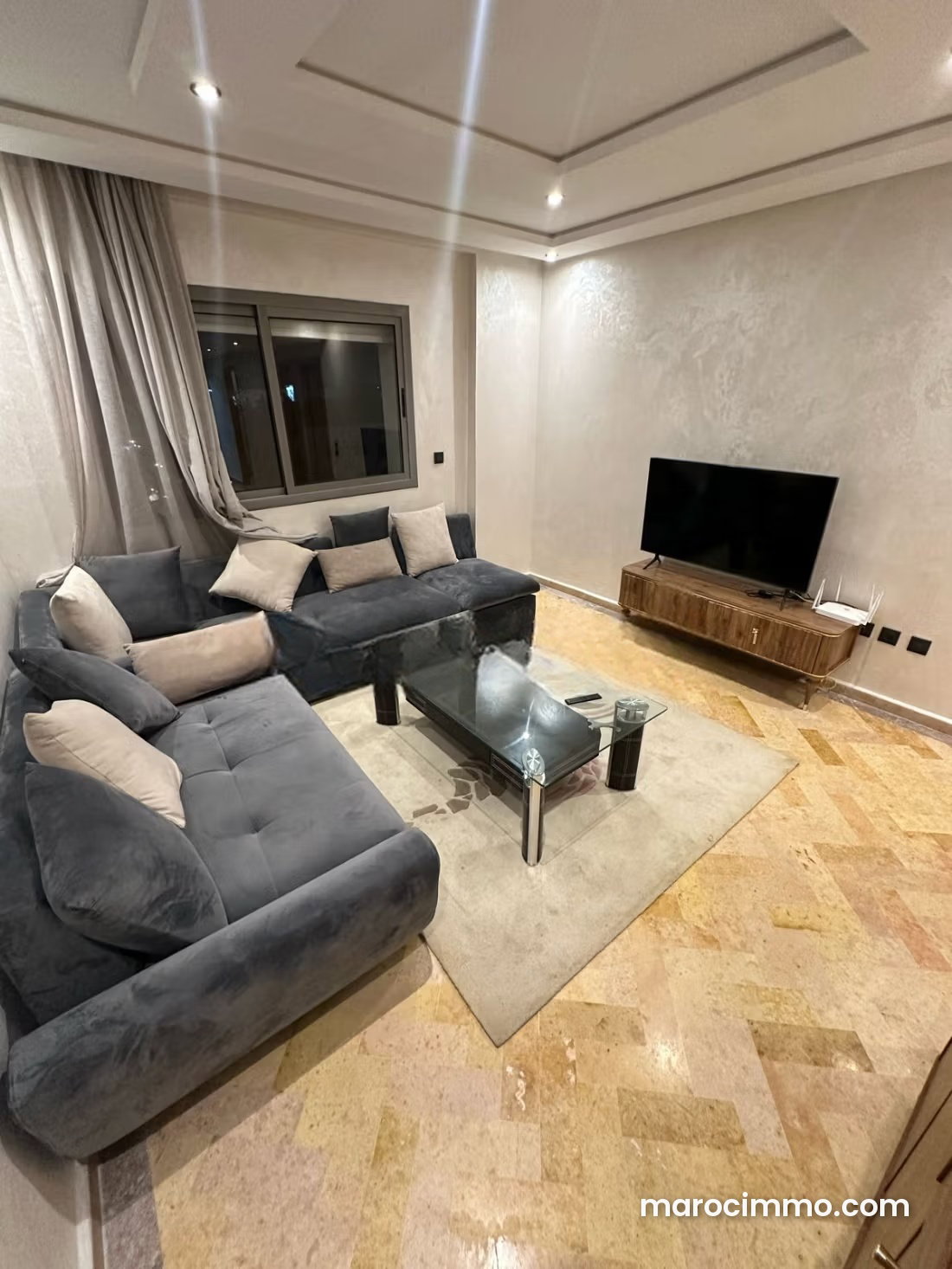 Furnished 2-bedroom apartment with terrace, Racine, Casablanca — Casablanca