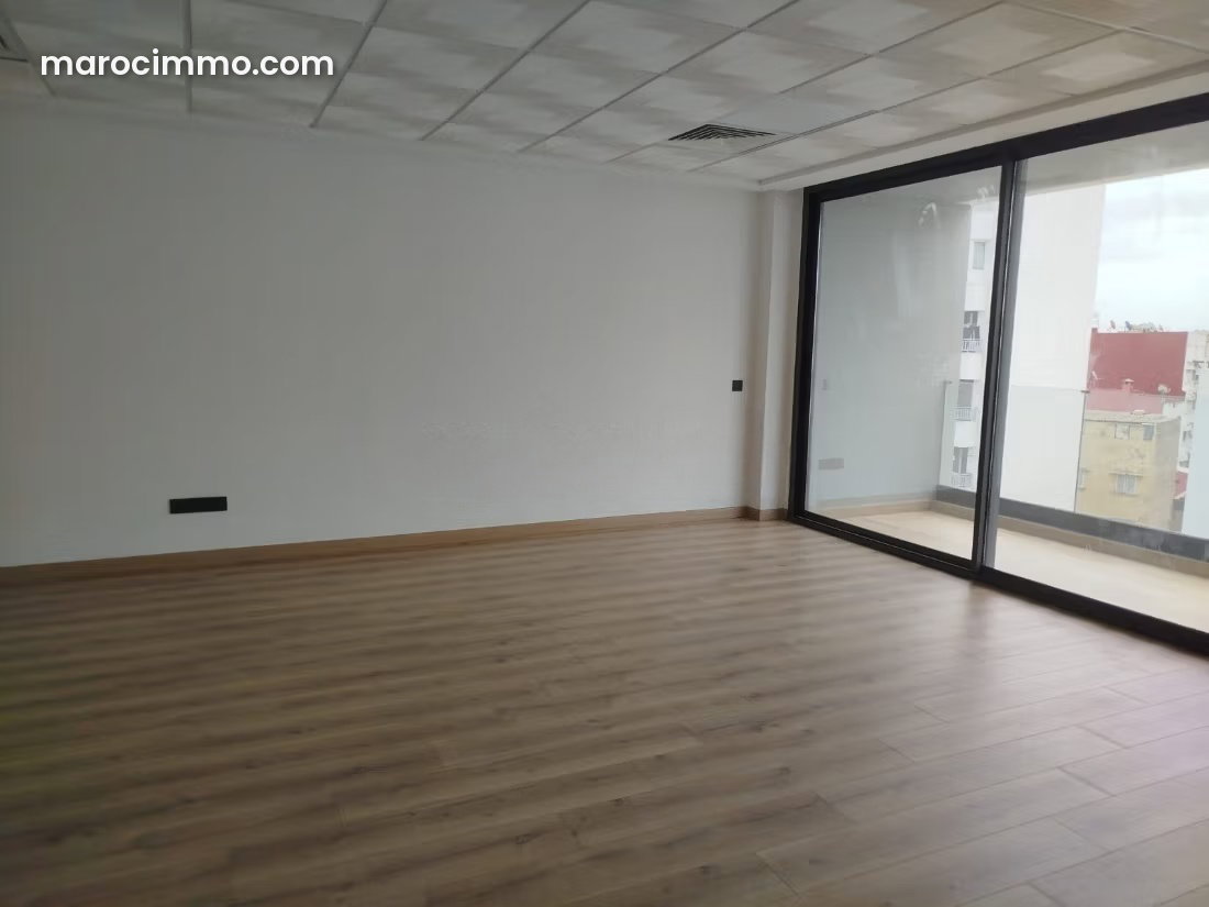 52 m² Ground-Floor Office, Maârif Extension, Casablanca — Casablanca