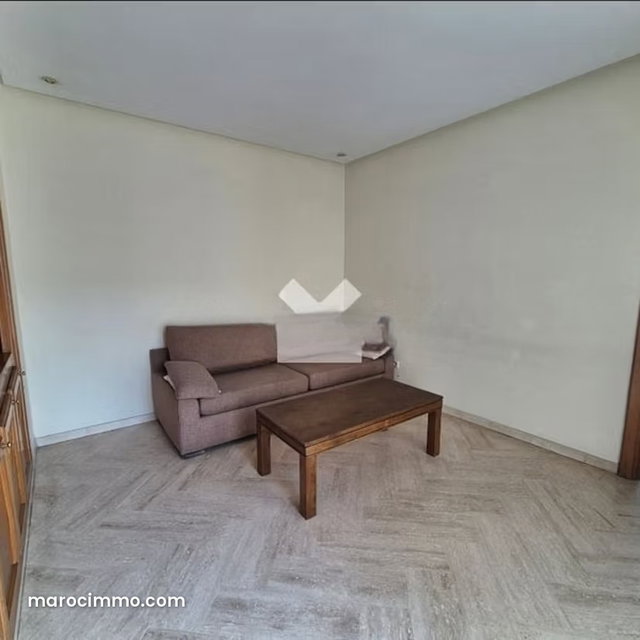 Appartement à Louer de 195.0 m² à Casablanca, Palmier Maarif — 2