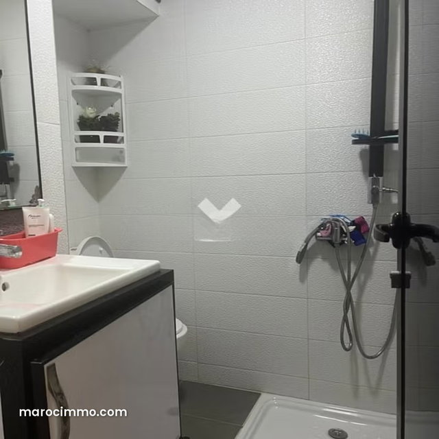 Appartement à Vendre de 163.0 m² à Casablanca, Hopitaux — 2