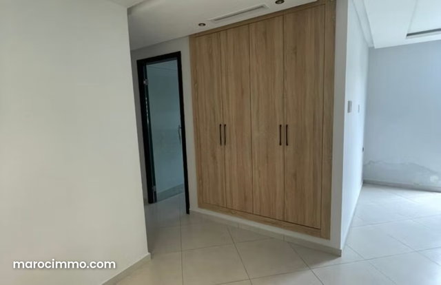 Appartement a louer a tanger avec terrasse et garage surface 75m² — 4