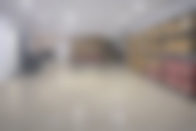 Commercial premises with mezzanine for sale in Oulfa, Casablanca — 2