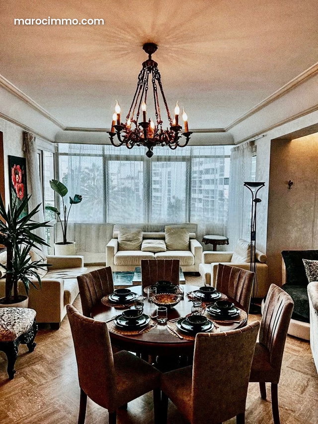 En Location Meublé: Magnifique Appartement sans Vis à Vis à Racine Casablanca — 4