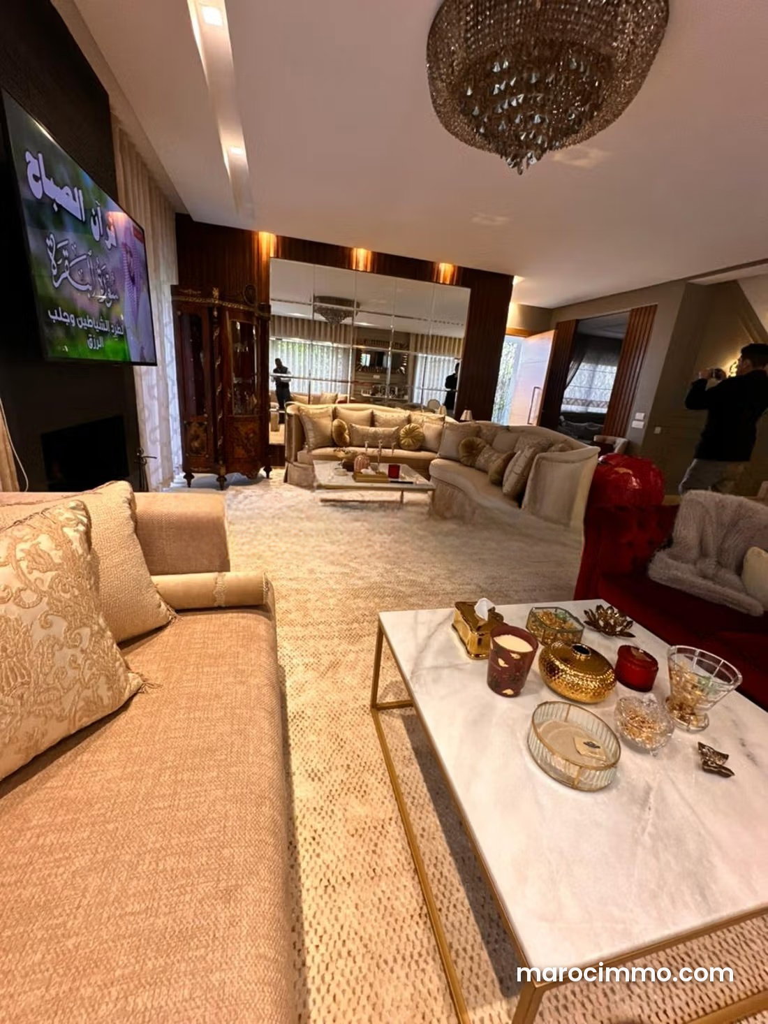 Modern 6-bedroom villa with swimming pool, Dar Bouazza — Dar Bouazza