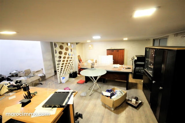 Casa proche cafc vend beau magasin 260 m² top prix — 3