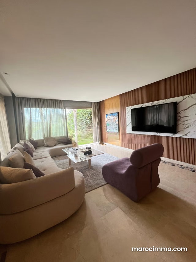 Location Villa Meublée Avec Grand Jardin — 2