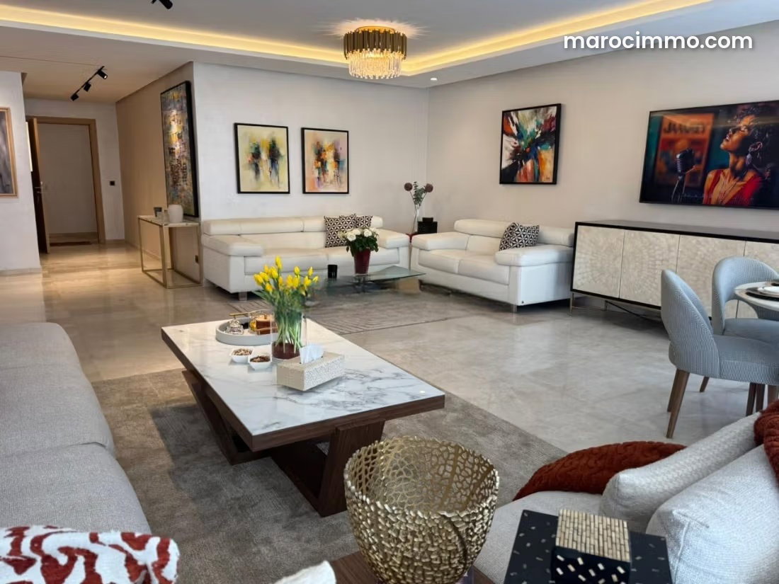 Furnished 200 sqm Apartment with Sea Views, Ocean District, Rabat — Rabat