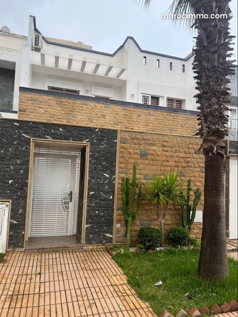 Villa neuve à Val Fleury, Kénitra, 5 chambres avec garage — Kénitra