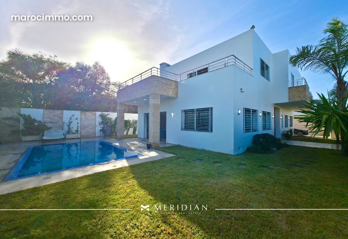 Furnished 450 sqm villa with swimming pool for rent, Hay Laymouna, Casablanca — Casablanca