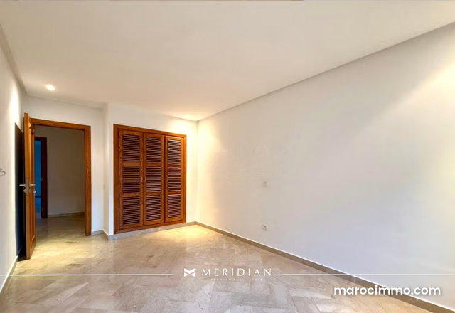 Modern Sublime Apartment 212m² in Racine — 5