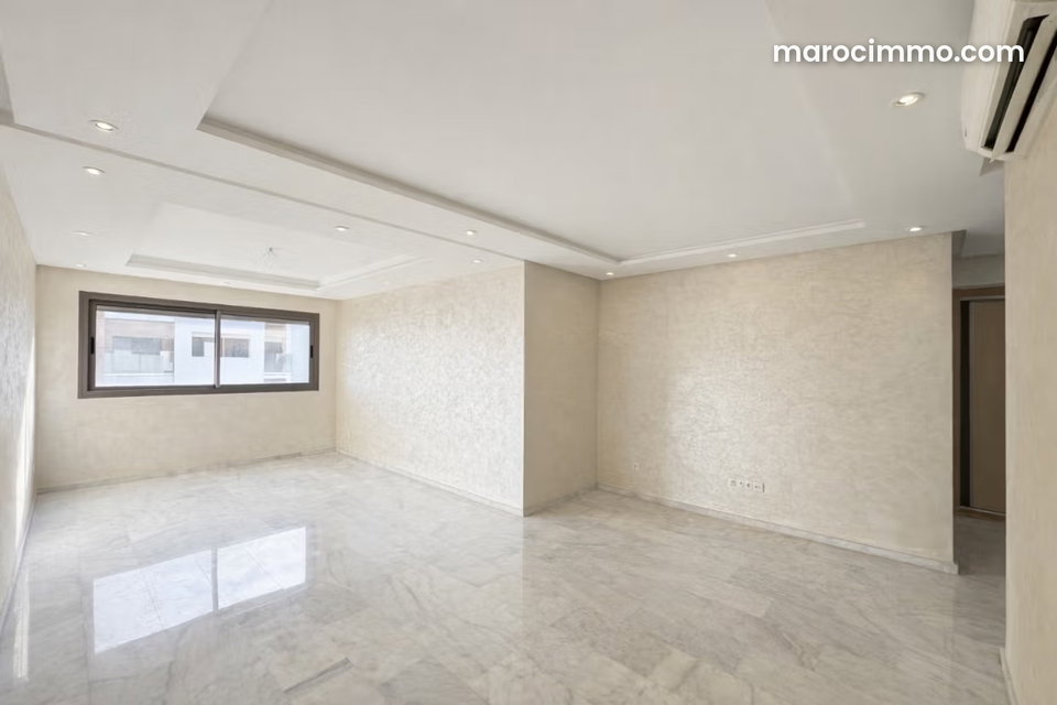 Apartment for rent Oasis/Riviera 3 beautiful bedrooms. Equipped kitchen