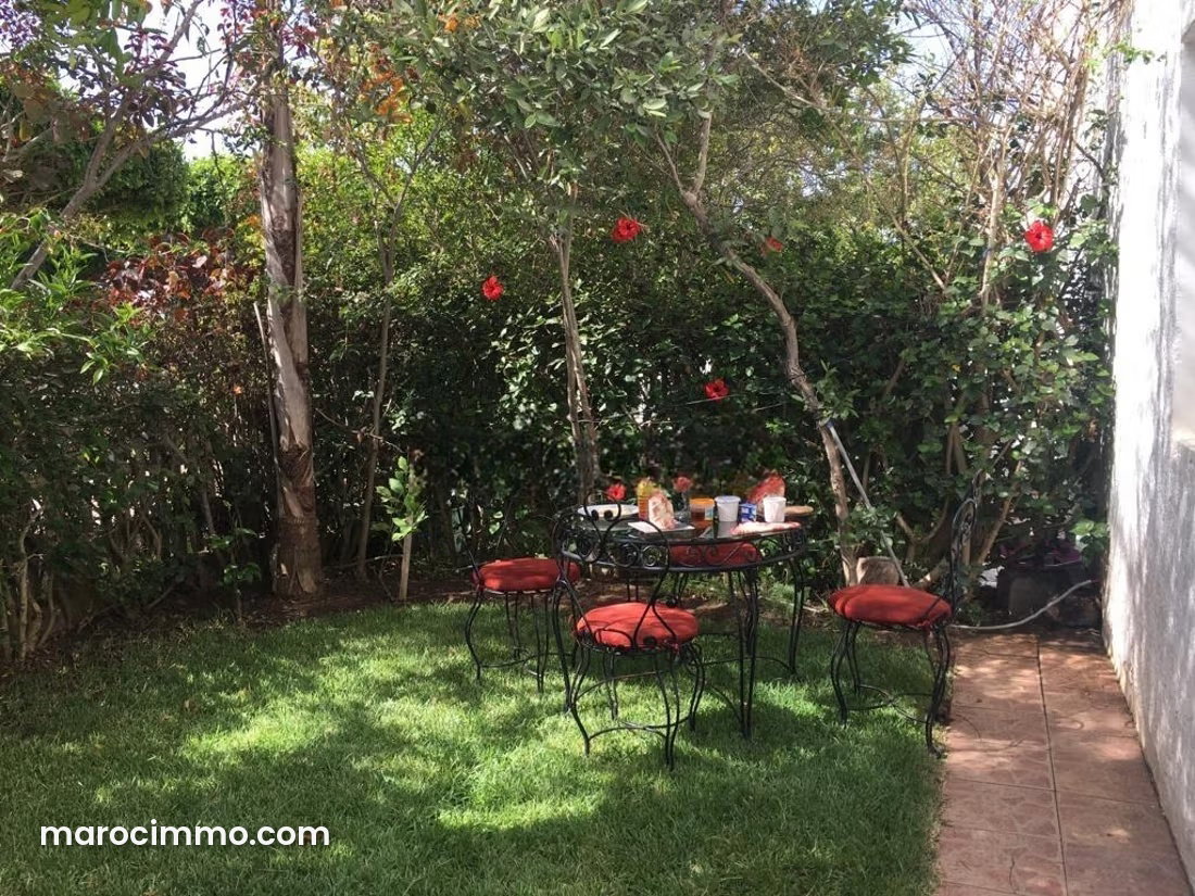 Villa 180 m² avec piscine et jardin, Plage rose, Skhirat — Skhirat