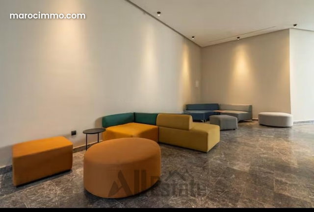 Studio neuf meublé à louer – Oasis / CFC — 2