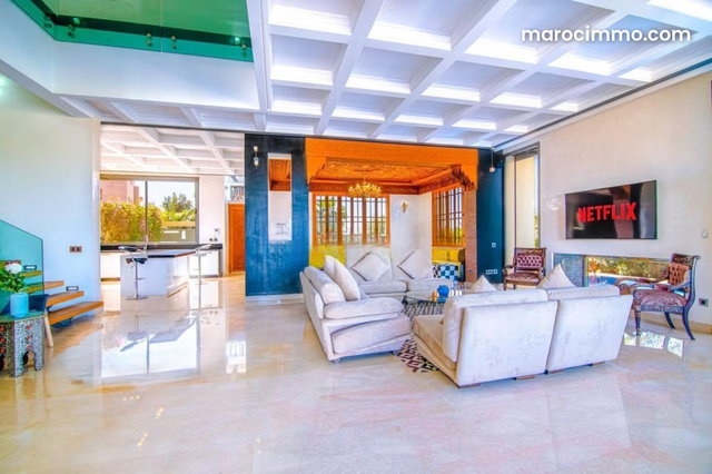 Villa de luxe a vendre sur Av Mohamed 6 — 5