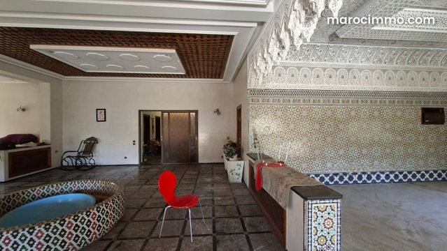 Villa 1358 m² usage bureau/professionnel — 3