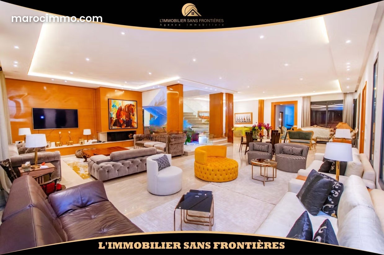 330 m² Villa with Pool and Garden, Casablanca Road, Marrakech — Marrakesh