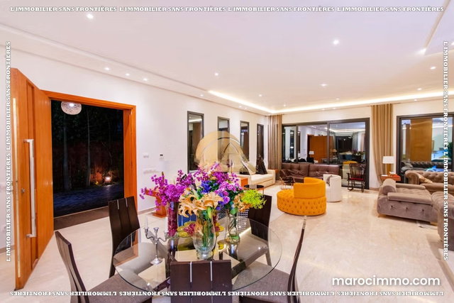 Villa meublée à vendre à Route de Casablanca, 586 m², Marrakech — 5