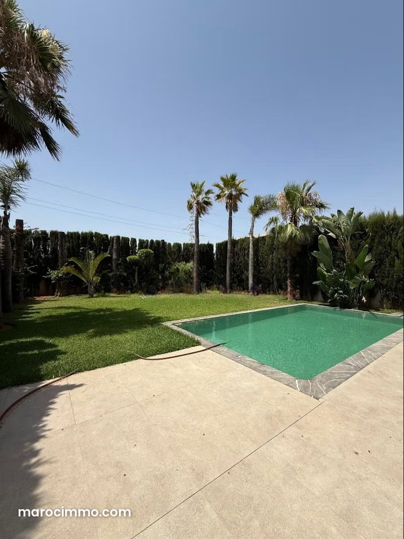 Villa 550 m² avec piscine, Ville Verte, Bouskoura — Bouskoura