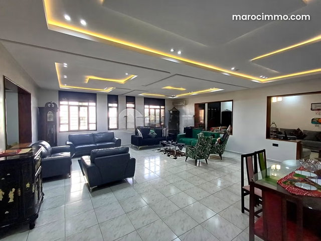 Appartement à vendre 275 m², 3 chambres Champ de course Fès — 2