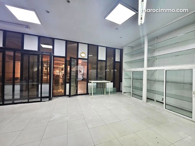 Commerce à vendre 292 m² Racine Casablanca — 3