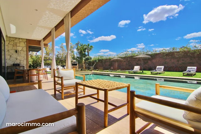 Villa de Prestige à vendre Route de l'Ourika KM8 — 3