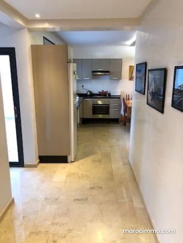 Furnished Studio for Rent in Princesses with Terrace — 5