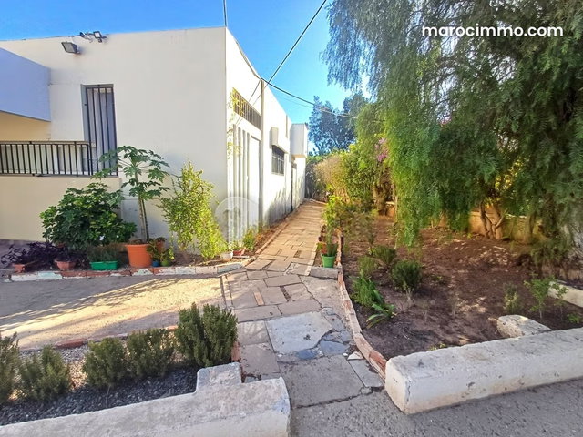 Villa à vendre 877 m², 5 chambres Cité Suisse Agadir — 5