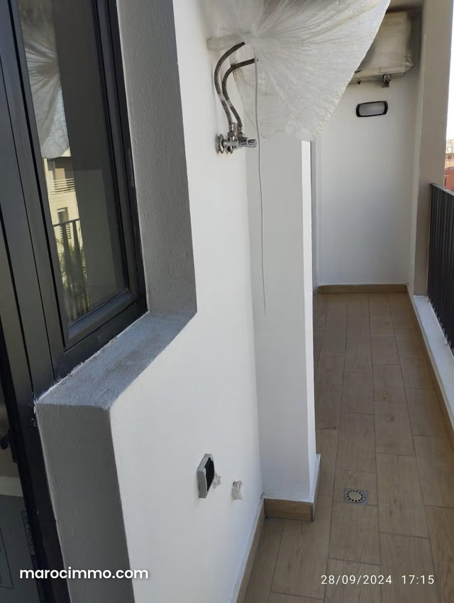 Louez cet appartement à ain sbaa. 3 pièces confortables. Double vitrage et chauffage central — 5