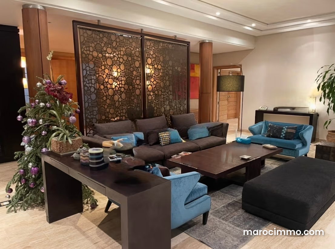 320 m² Villa for Sale in Riyad, Rabat, 3 Levels and Generous Volumes — Rabat