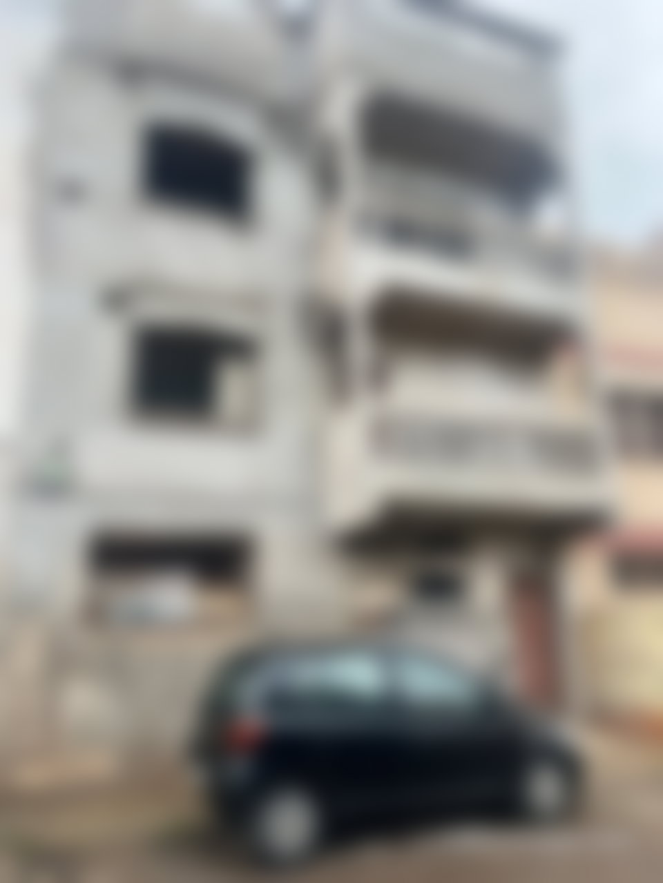 فرصة منزل بطابقين للبيع في حي أميكال بأكادير