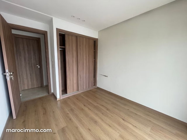 Coquet appartement quartier les hôpitaux — 4