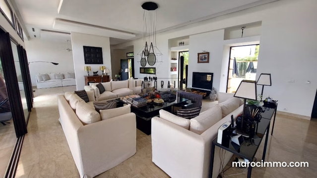 Villa d’exception en 1ère ligne de golf — 5